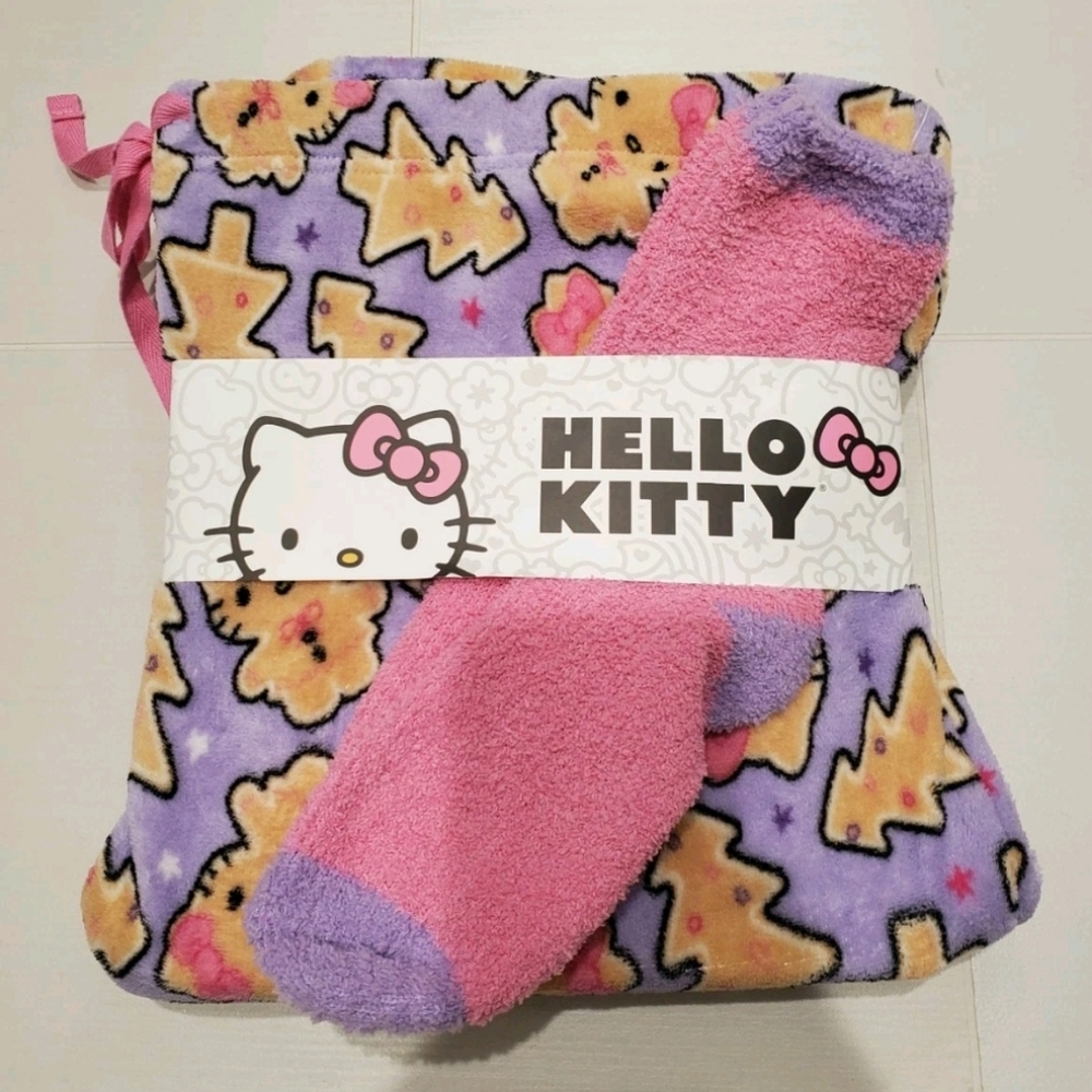 NWT Hello Kitty Gingerbread Pajama Pants And Socks Set